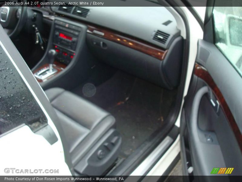 Arctic White / Ebony 2006 Audi A4 2.0T quattro Sedan