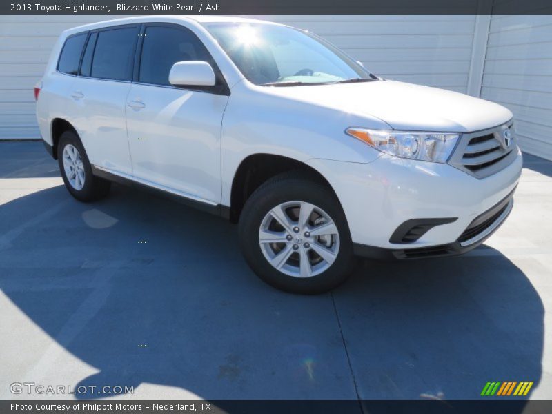 Blizzard White Pearl / Ash 2013 Toyota Highlander