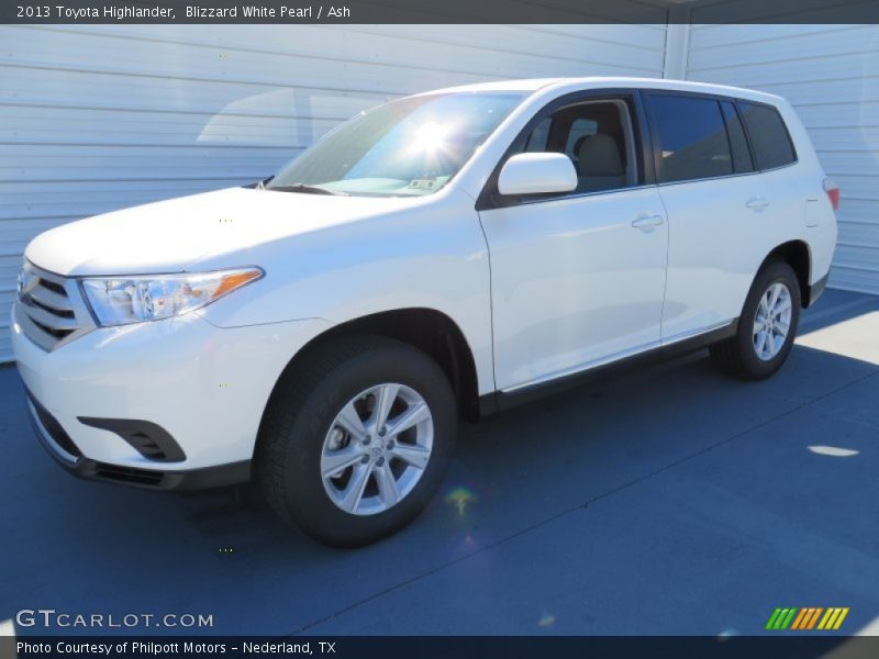 Blizzard White Pearl / Ash 2013 Toyota Highlander