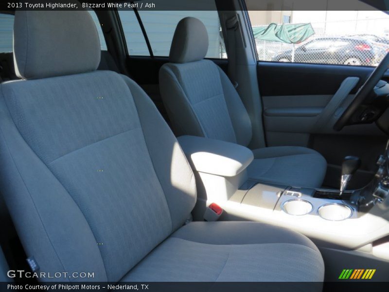 Blizzard White Pearl / Ash 2013 Toyota Highlander