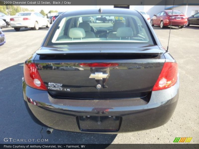 Black / Gray 2009 Chevrolet Cobalt LS Sedan