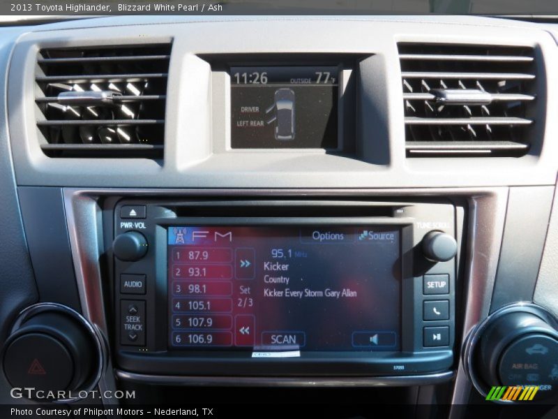 Blizzard White Pearl / Ash 2013 Toyota Highlander