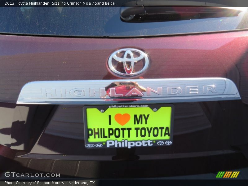 Sizzling Crimson Mica / Sand Beige 2013 Toyota Highlander