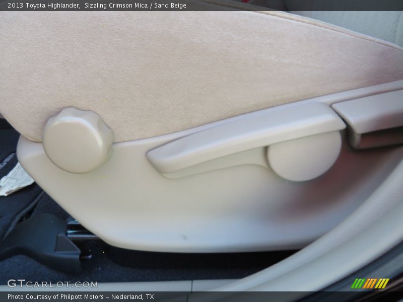 Sizzling Crimson Mica / Sand Beige 2013 Toyota Highlander