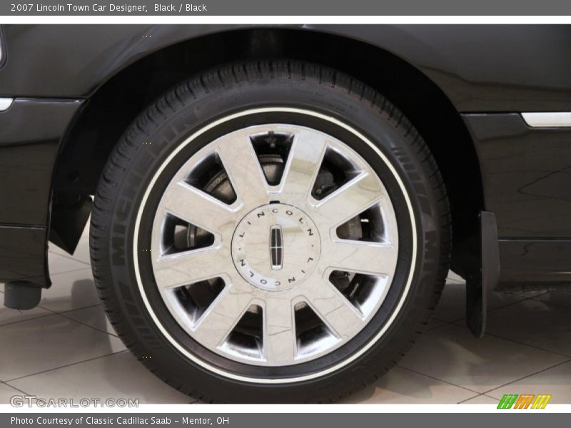  2007 Town Car Designer Wheel
