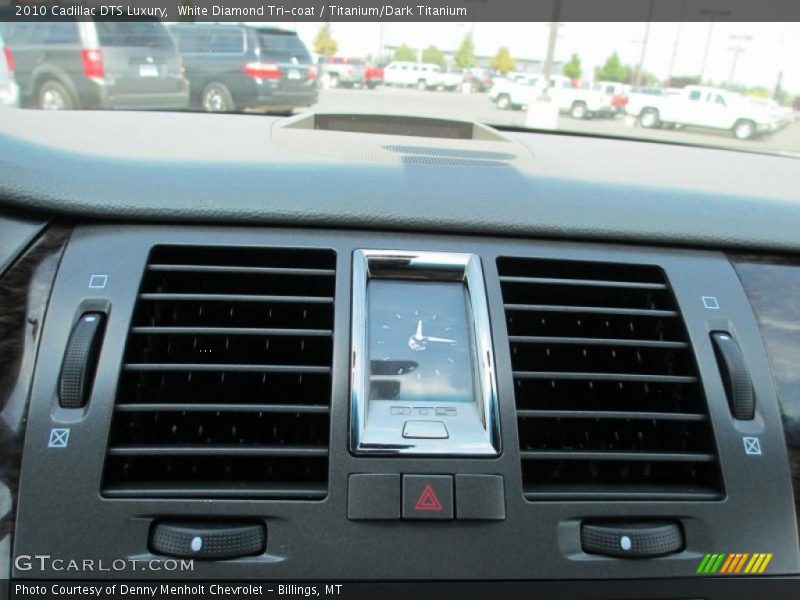 White Diamond Tri-coat / Titanium/Dark Titanium 2010 Cadillac DTS Luxury
