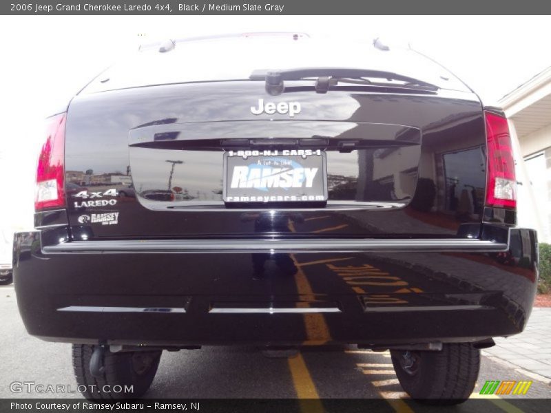 Black / Medium Slate Gray 2006 Jeep Grand Cherokee Laredo 4x4