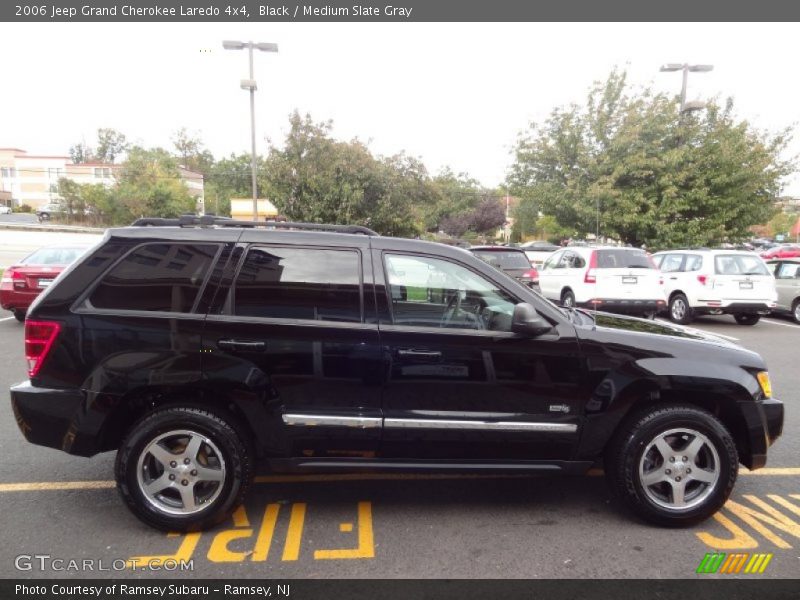 Black / Medium Slate Gray 2006 Jeep Grand Cherokee Laredo 4x4