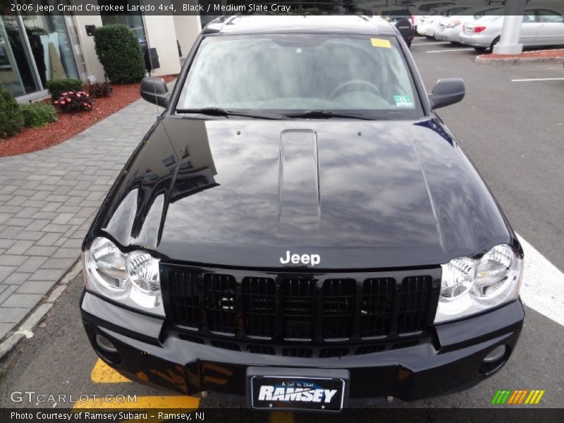 Black / Medium Slate Gray 2006 Jeep Grand Cherokee Laredo 4x4