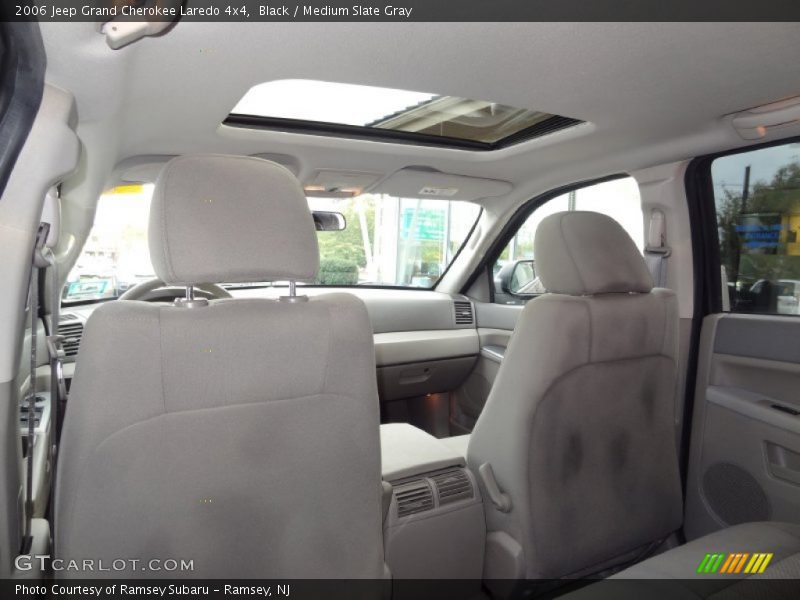 Black / Medium Slate Gray 2006 Jeep Grand Cherokee Laredo 4x4