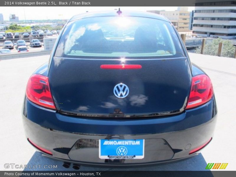 Black / Titan Black 2014 Volkswagen Beetle 2.5L