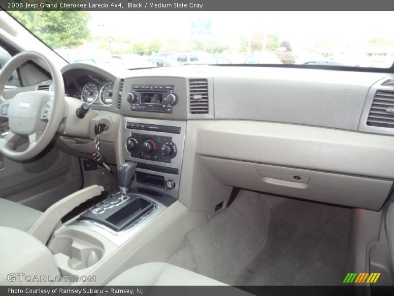 Black / Medium Slate Gray 2006 Jeep Grand Cherokee Laredo 4x4