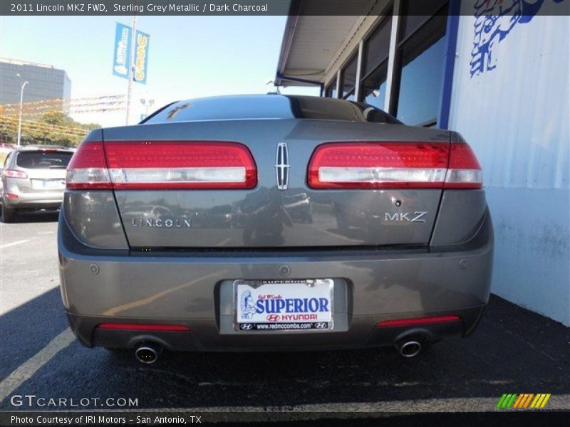 Sterling Grey Metallic / Dark Charcoal 2011 Lincoln MKZ FWD