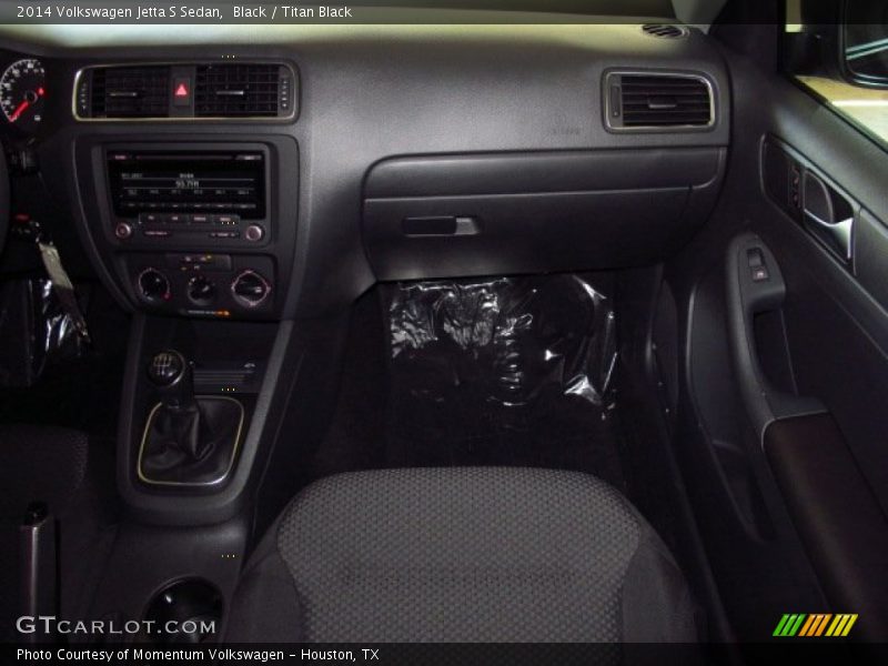 Black / Titan Black 2014 Volkswagen Jetta S Sedan