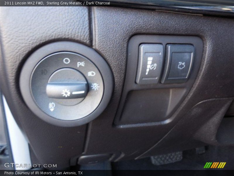 Sterling Grey Metallic / Dark Charcoal 2011 Lincoln MKZ FWD