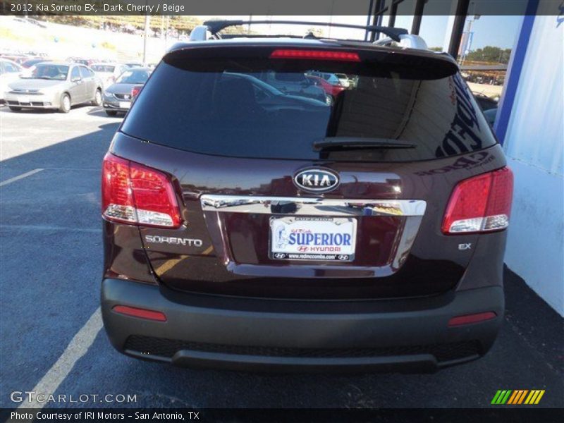 Dark Cherry / Beige 2012 Kia Sorento EX