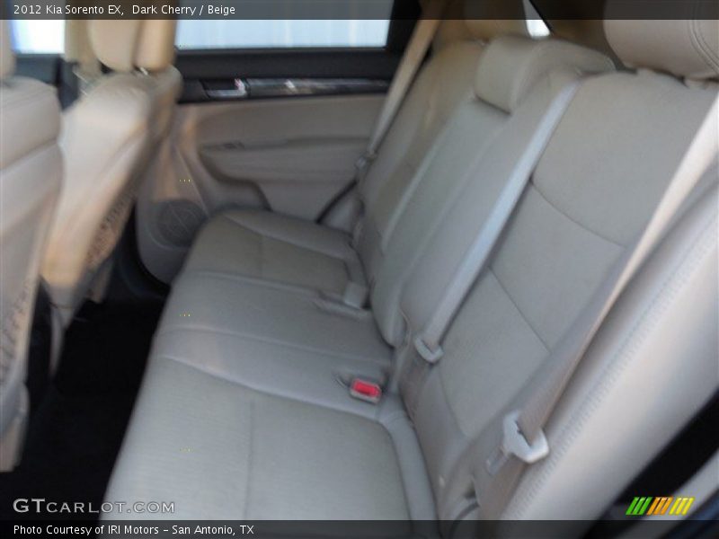 Dark Cherry / Beige 2012 Kia Sorento EX