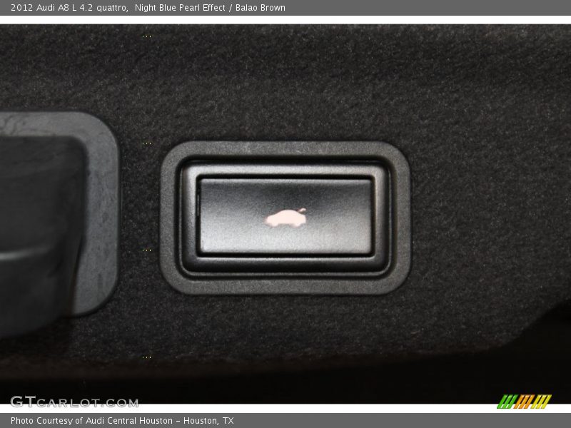 Night Blue Pearl Effect / Balao Brown 2012 Audi A8 L 4.2 quattro