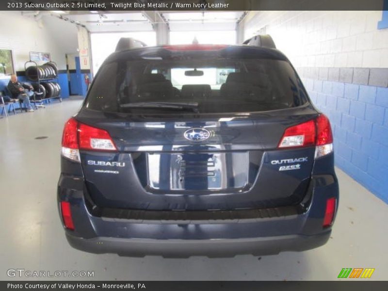 Twilight Blue Metallic / Warm Ivory Leather 2013 Subaru Outback 2.5i Limited