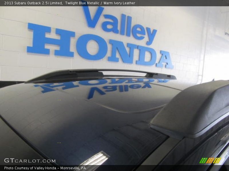 Twilight Blue Metallic / Warm Ivory Leather 2013 Subaru Outback 2.5i Limited