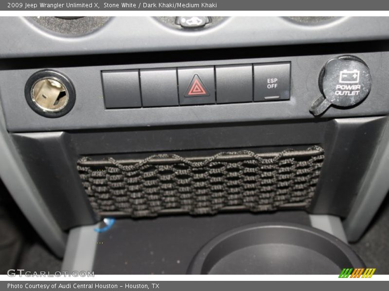 Stone White / Dark Khaki/Medium Khaki 2009 Jeep Wrangler Unlimited X