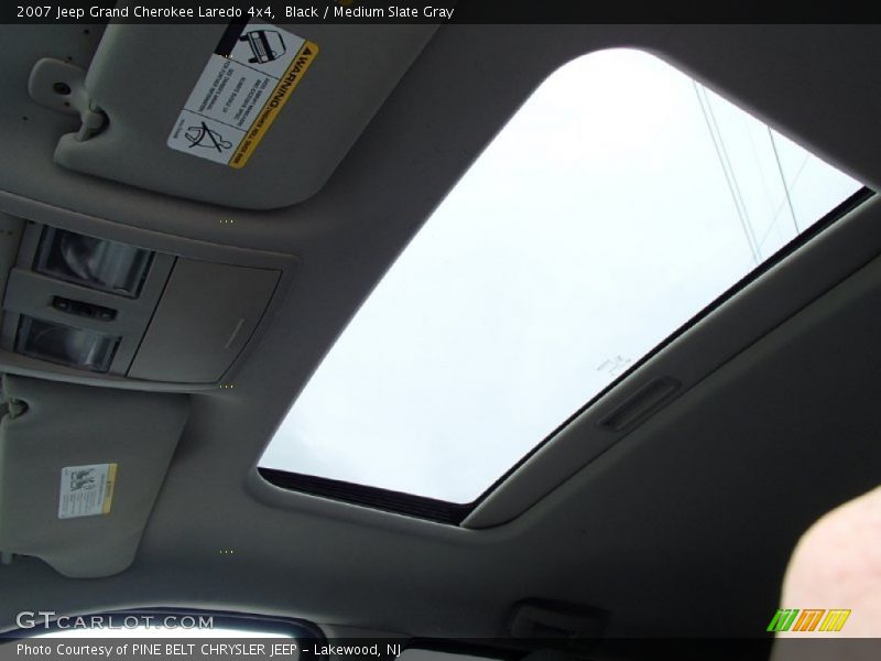 Black / Medium Slate Gray 2007 Jeep Grand Cherokee Laredo 4x4