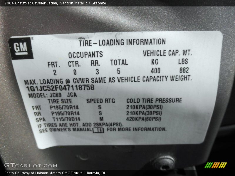 Sandrift Metallic / Graphite 2004 Chevrolet Cavalier Sedan
