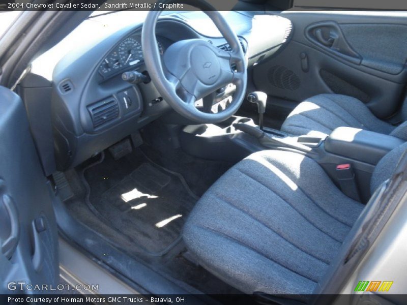 Sandrift Metallic / Graphite 2004 Chevrolet Cavalier Sedan