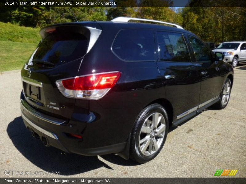 Super Black / Charcoal 2014 Nissan Pathfinder Platinum AWD