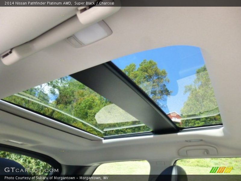 Super Black / Charcoal 2014 Nissan Pathfinder Platinum AWD
