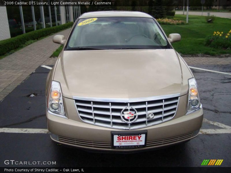 Light Cashmere Metallic / Cashmere 2006 Cadillac DTS Luxury
