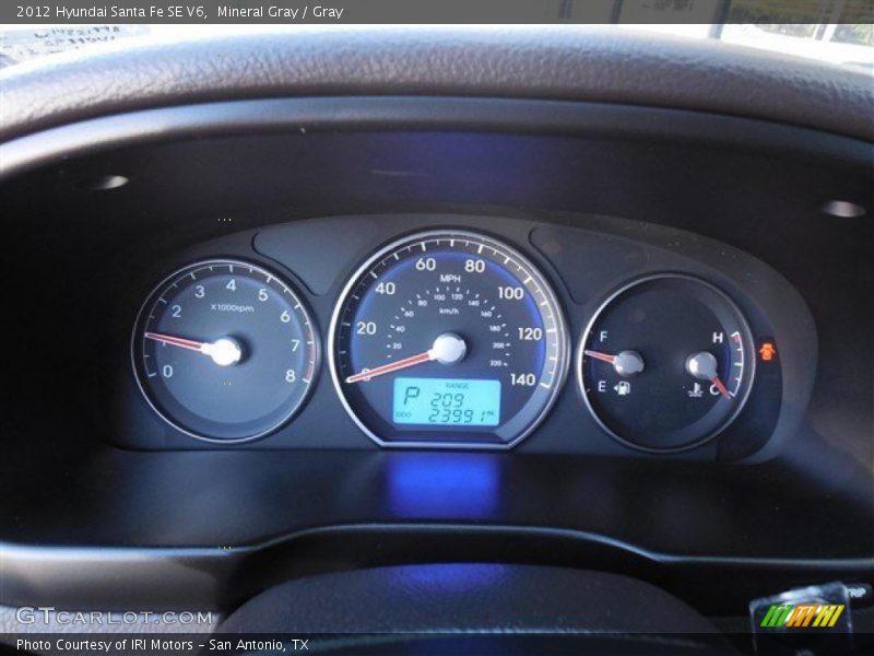 Mineral Gray / Gray 2012 Hyundai Santa Fe SE V6