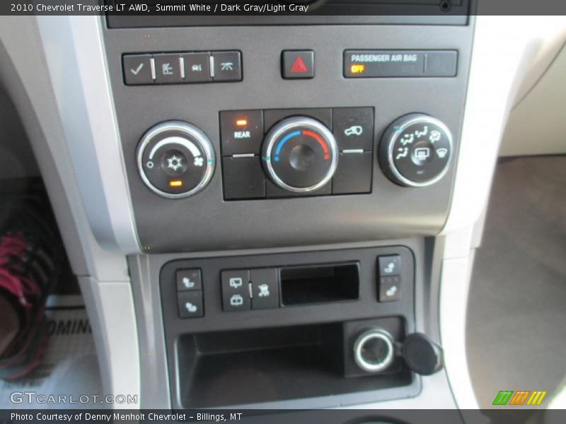 Summit White / Dark Gray/Light Gray 2010 Chevrolet Traverse LT AWD