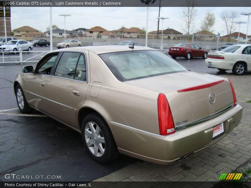 Light Cashmere Metallic / Cashmere 2006 Cadillac DTS Luxury