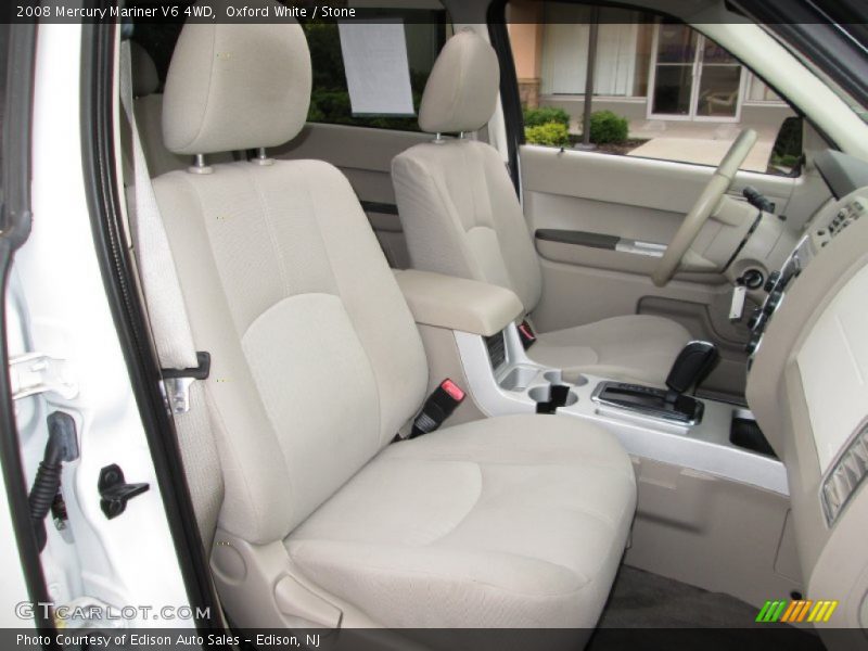 Front Seat of 2008 Mariner V6 4WD
