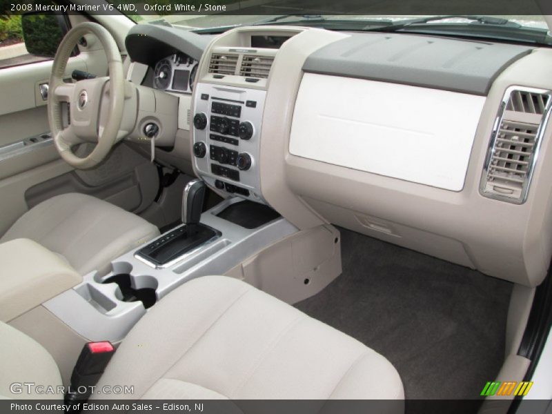 Dashboard of 2008 Mariner V6 4WD