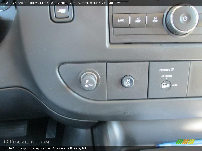 Summit White / Medium Pewter 2013 Chevrolet Express LT 3500 Passenger Van