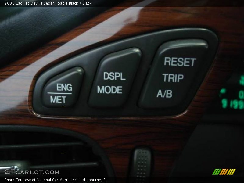 Sable Black / Black 2001 Cadillac DeVille Sedan