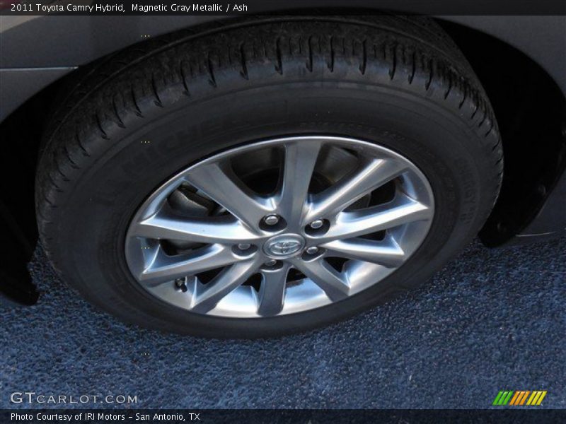 Magnetic Gray Metallic / Ash 2011 Toyota Camry Hybrid