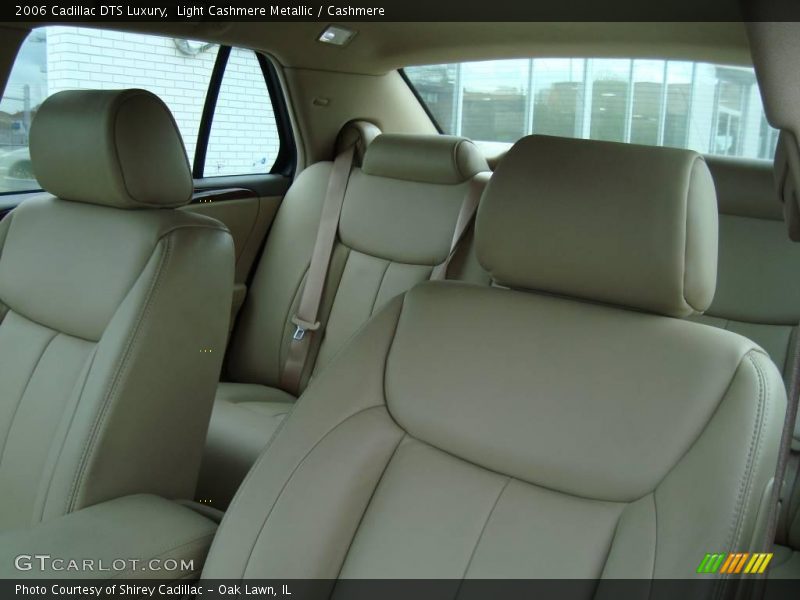 Light Cashmere Metallic / Cashmere 2006 Cadillac DTS Luxury
