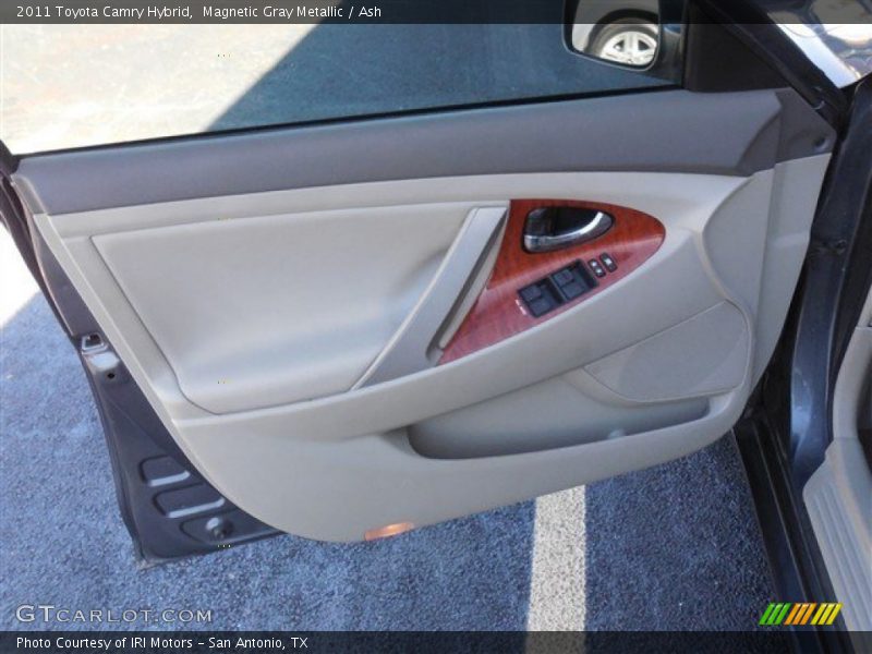 Magnetic Gray Metallic / Ash 2011 Toyota Camry Hybrid