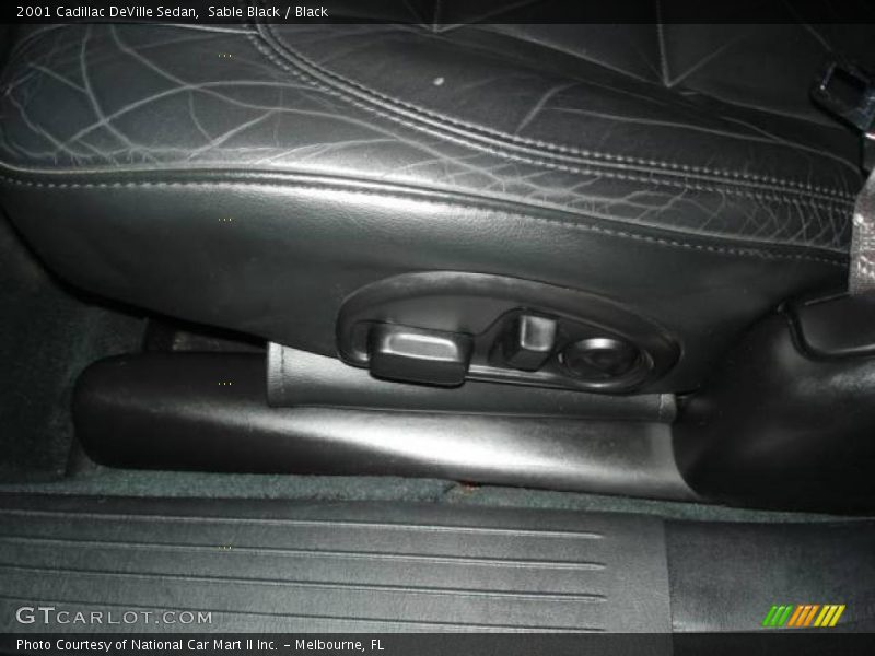 Sable Black / Black 2001 Cadillac DeVille Sedan