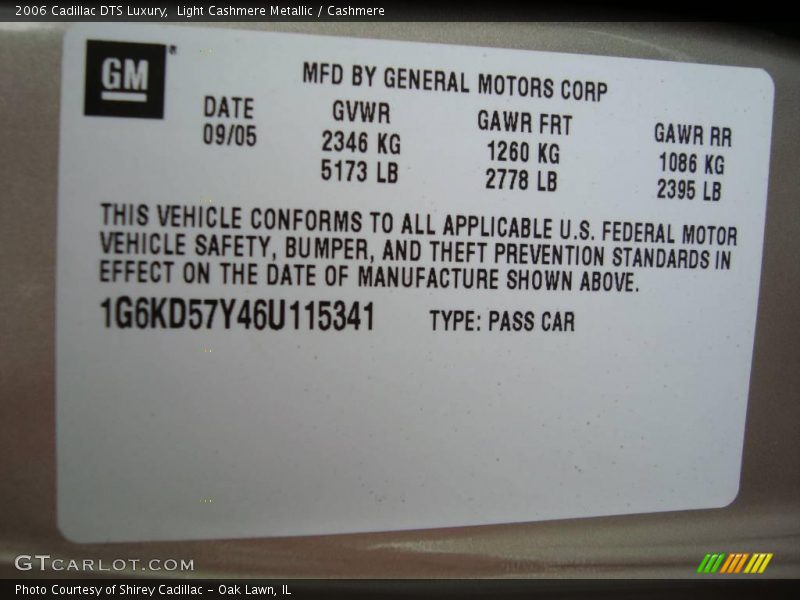 Light Cashmere Metallic / Cashmere 2006 Cadillac DTS Luxury
