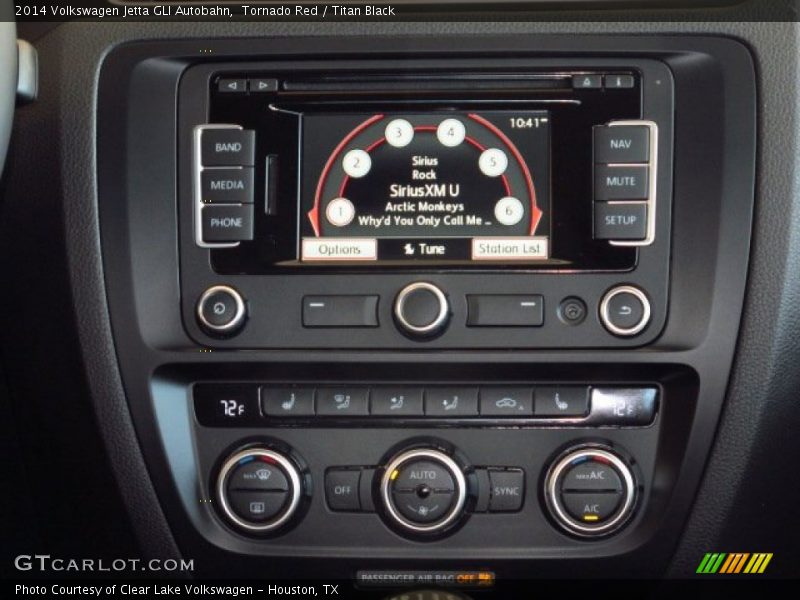 Controls of 2014 Jetta GLI Autobahn