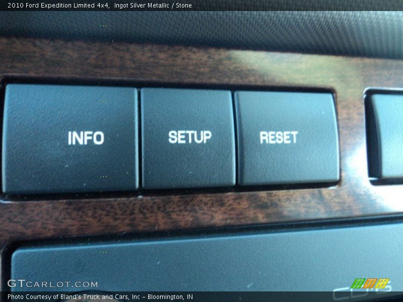 Ingot Silver Metallic / Stone 2010 Ford Expedition Limited 4x4