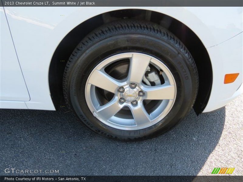 Summit White / Jet Black 2013 Chevrolet Cruze LT