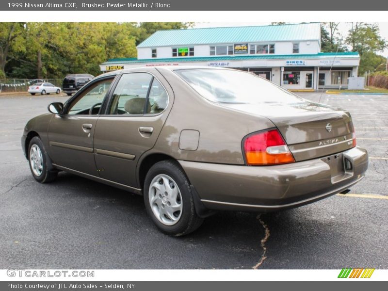 Brushed Pewter Metallic / Blond 1999 Nissan Altima GXE