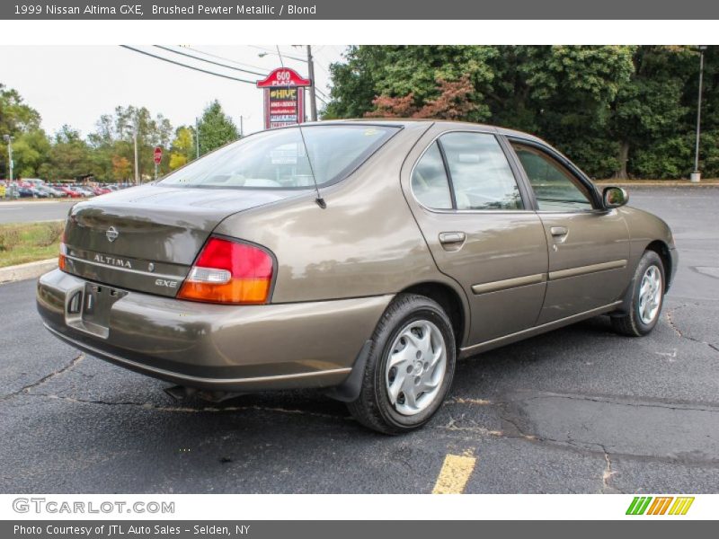Brushed Pewter Metallic / Blond 1999 Nissan Altima GXE