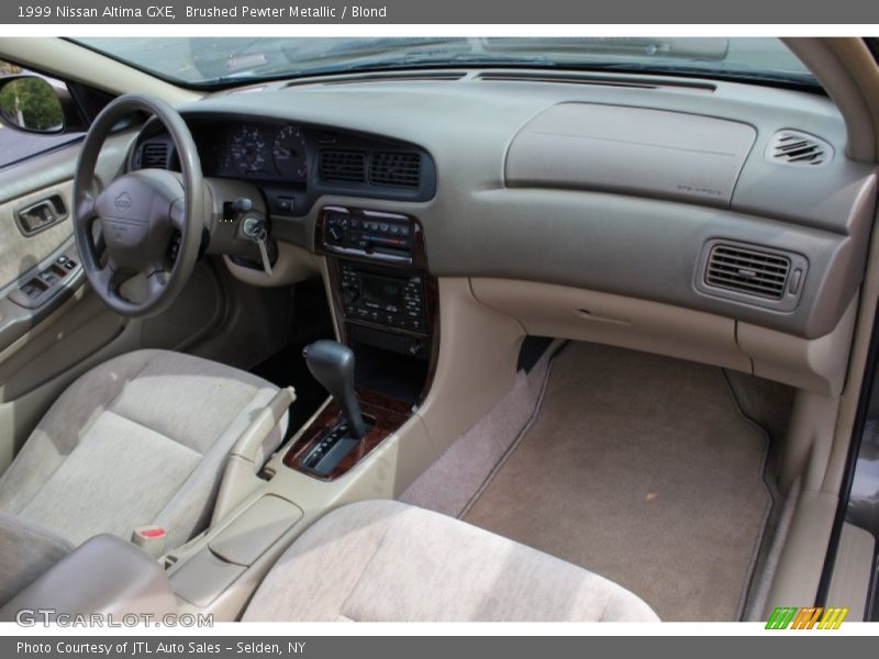 Brushed Pewter Metallic / Blond 1999 Nissan Altima GXE