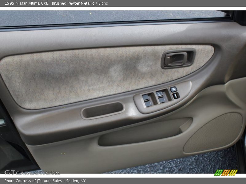 Brushed Pewter Metallic / Blond 1999 Nissan Altima GXE